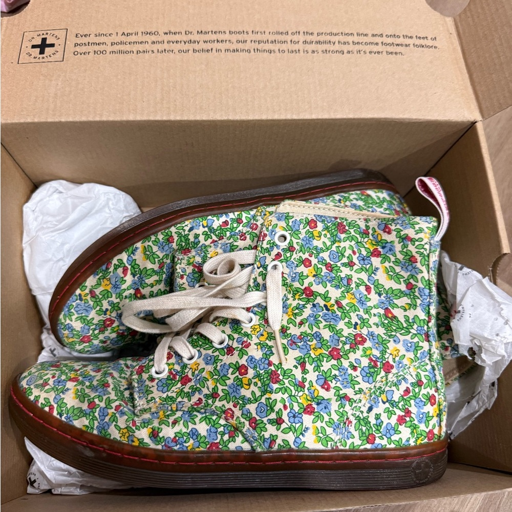 Dr martens hackney